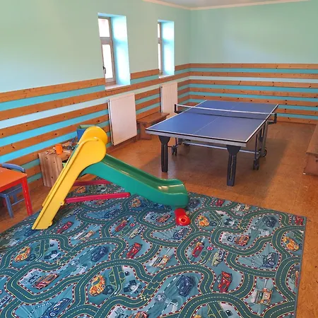 Hotel Pomezní Bouda 3*